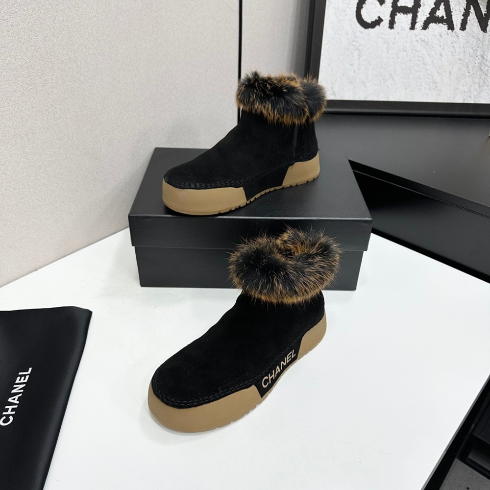 CHANEL Fur Trim Snow Boots Logo Rubber Sole Ankle Boots - Picture 2 of 9